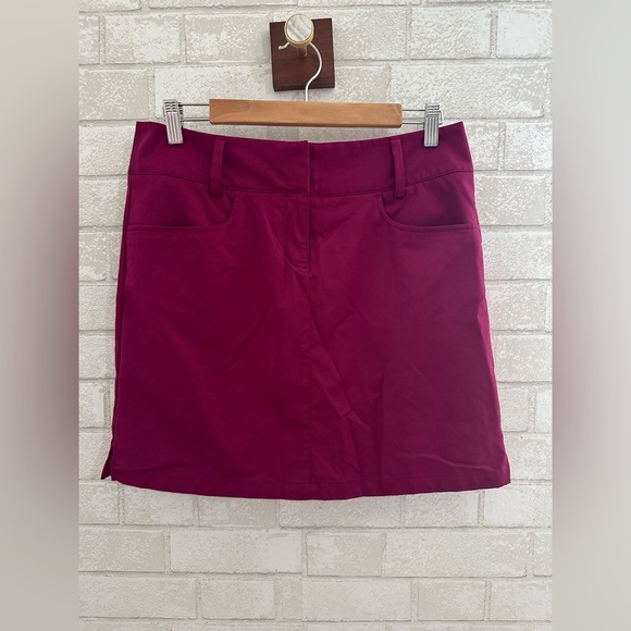 Adidas Tennis Women's Mini skirt in Burgundy Size 4 #1904 - Picture 1 of 8